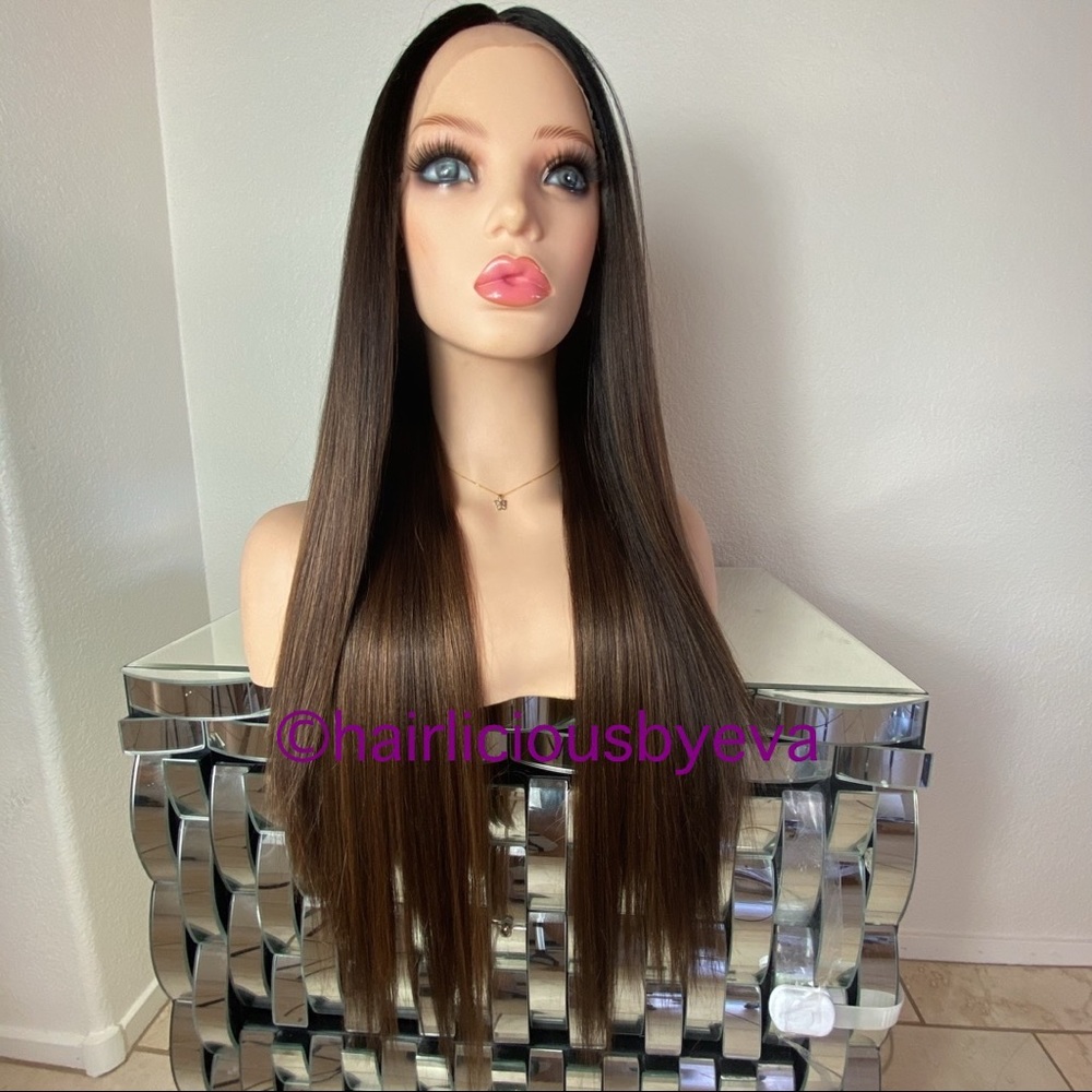 Straight wig ombré middle part long